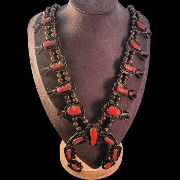 Vintage Navajo 1960's Red Coral Squash Blossom Necklace - Picture 4 of 11